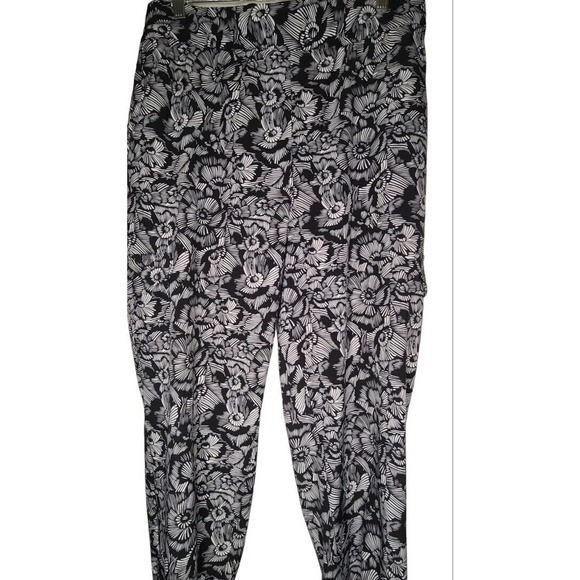 Soft Surronding Womens Pull on Tapered‎ Leg Ankle Pants Size Medium - Picture 2 of 8